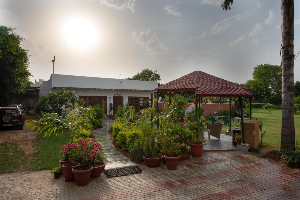 The Singh Farm Cosy Private Pool Farm Villa คูร์เคาน์ ภายนอก รูปภาพ