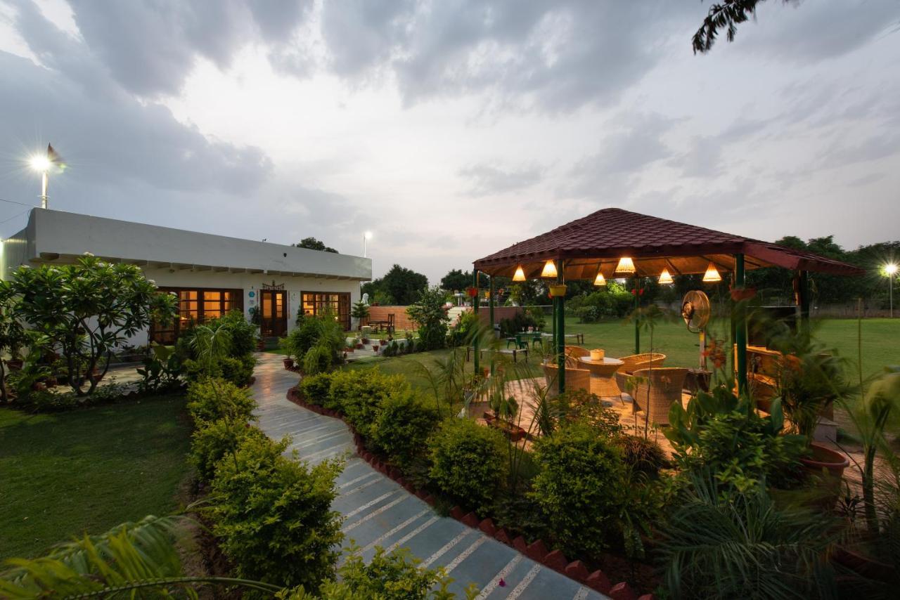 The Singh Farm Cosy Private Pool Farm Villa คูร์เคาน์ ภายนอก รูปภาพ