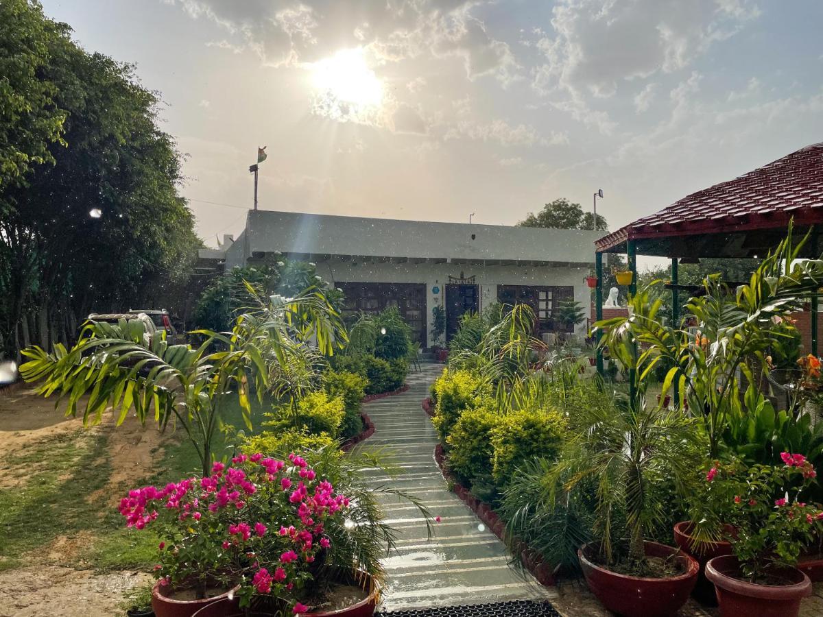 The Singh Farm Cosy Private Pool Farm Villa คูร์เคาน์ ภายนอก รูปภาพ