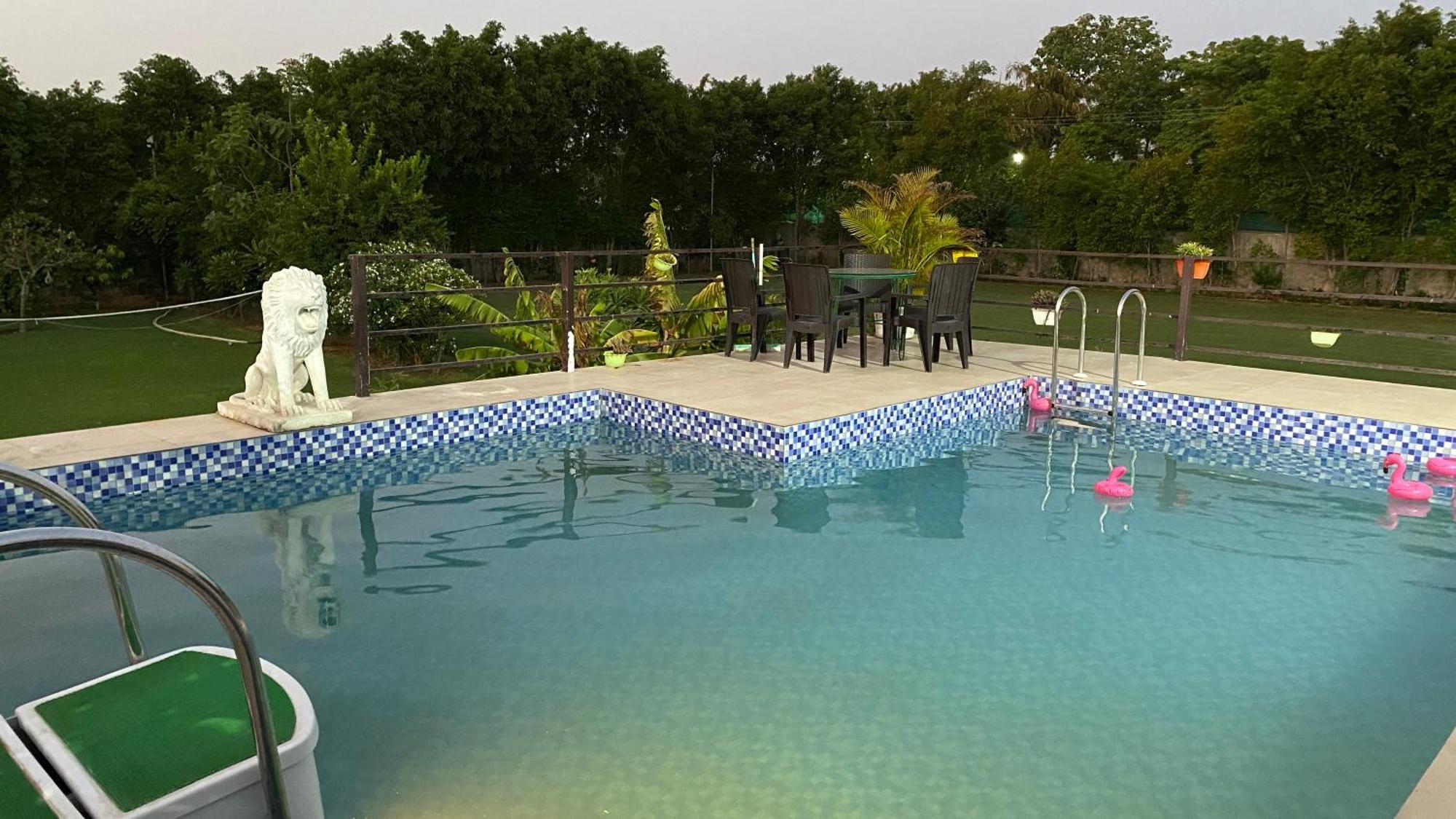 The Singh Farm Cosy Private Pool Farm Villa คูร์เคาน์ ภายนอก รูปภาพ