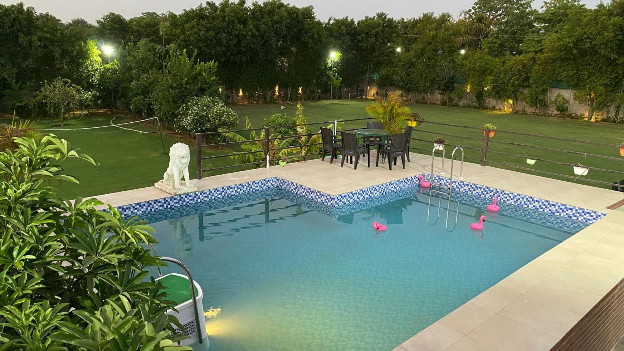The Singh Farm Cosy Private Pool Farm Villa คูร์เคาน์ ภายนอก รูปภาพ