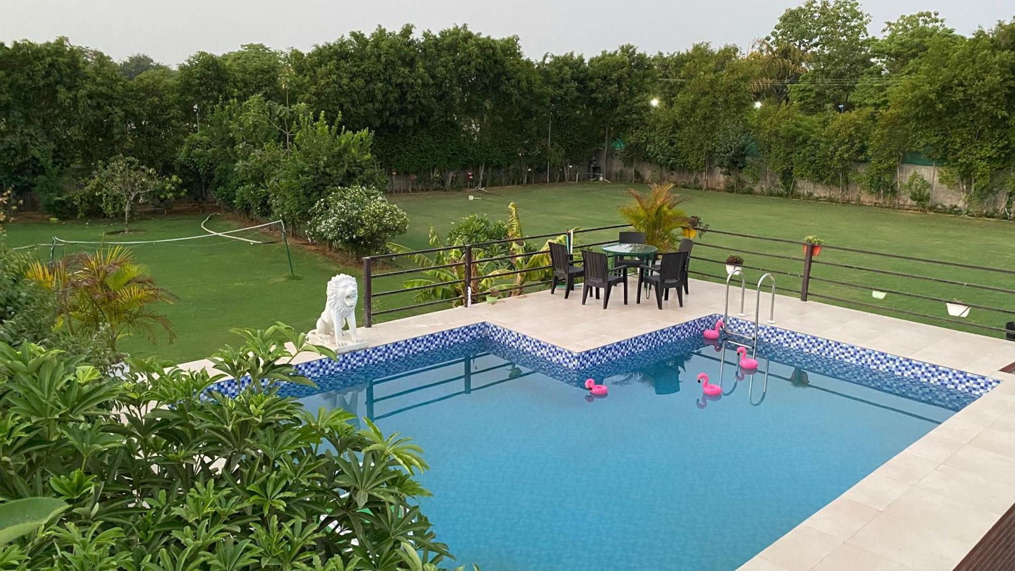 The Singh Farm Cosy Private Pool Farm Villa คูร์เคาน์ ภายนอก รูปภาพ